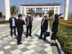 湖州市民政局副局长沈建军来新宝gg调研生态葬