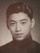 凝固的艺术，永恒的怀念——碑雕艺术与名人的故事