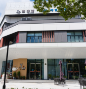 叮咚，Y·CAFE请您领取十月惊喜~